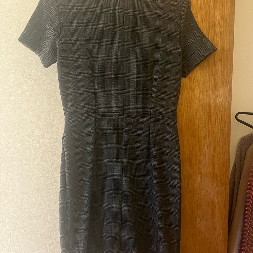 Banana republic size 2